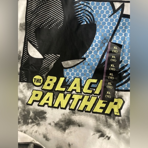 Marvel Tshirt long sleeve and old navy gray pants boys (2 Pieces) Size XL - Picture 3 of 10